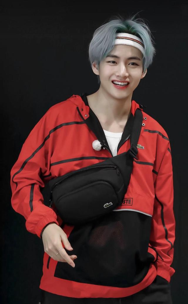 防弹少年团|韩流综艺公开讨论BTS兵役问题，韩流网友态度转变，BTS难免兵役