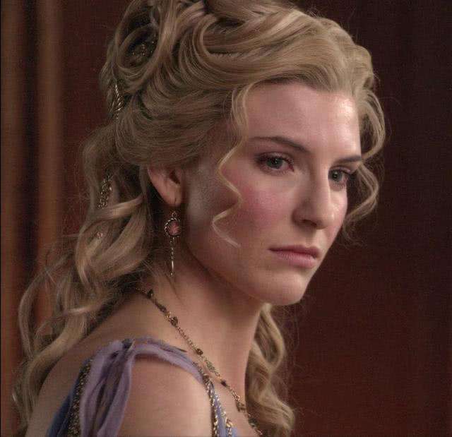 欧阳娜娜|《斯巴达克斯》中伊利西亚扮演者薇娃碧安卡的电影，内味有了