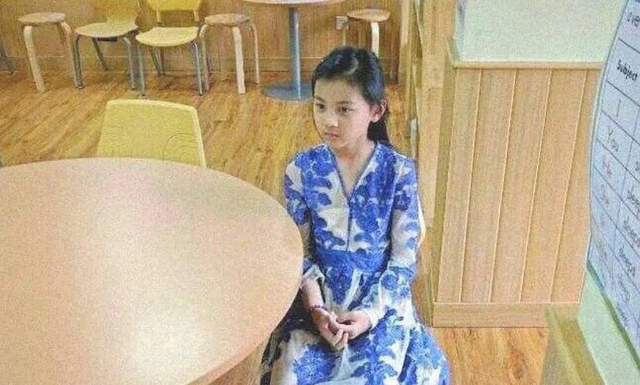 朱小贞|林生斌朱小贞聊天记录曝光，和小乐聊天态度差距大，网友：傻女人