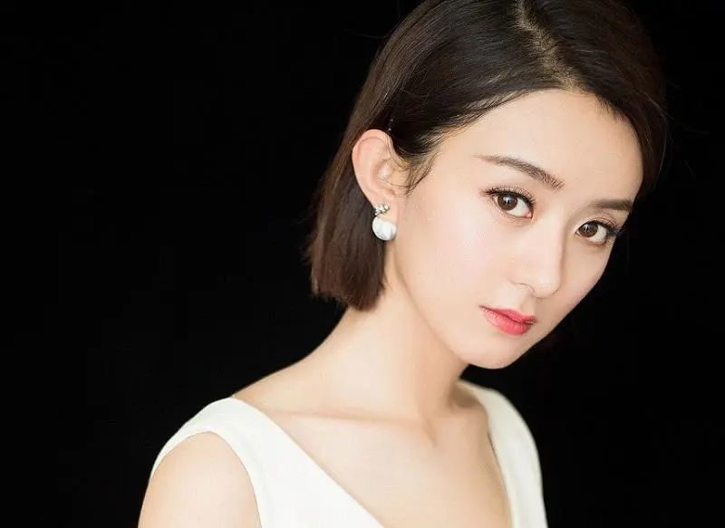 赵丽颖|从农村傻妞到顶流女星,从小花再到演技派,赵丽颖的转型堪称教科书!