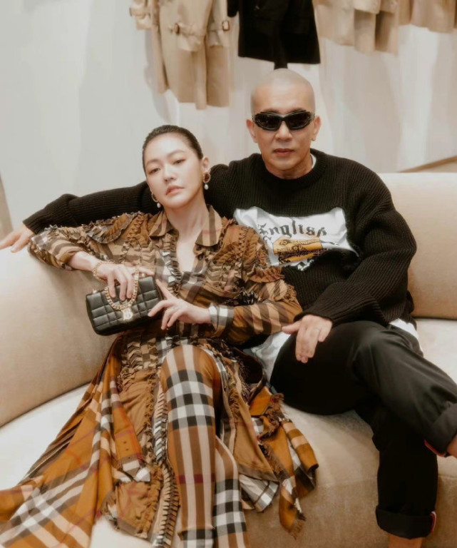 具俊晔|被汪小菲内涵窝囊废不还击，台媒曝具俊晔疑现身机场，紧急返台护妻