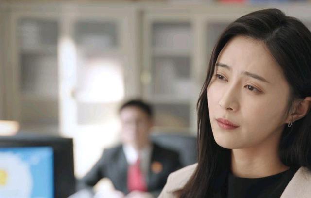 底线|底线:职场骚扰案,打赢官司值得吗?周以安火眼金睛,识破美人计