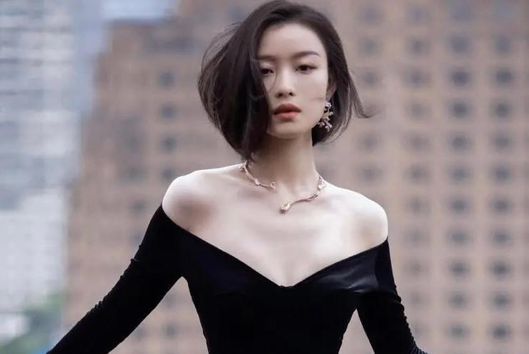 赵丽颖|85花近况尴尬？赵丽颖转型难，刘诗诗演技被嘲，唐嫣2年未拍戏