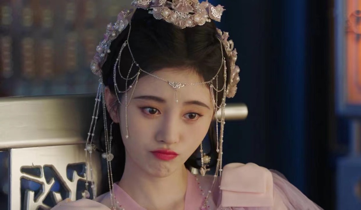 许半夏也好,赵丽颖本身也好,"少女感"不过是一副旧皮囊而已 - 娱乐