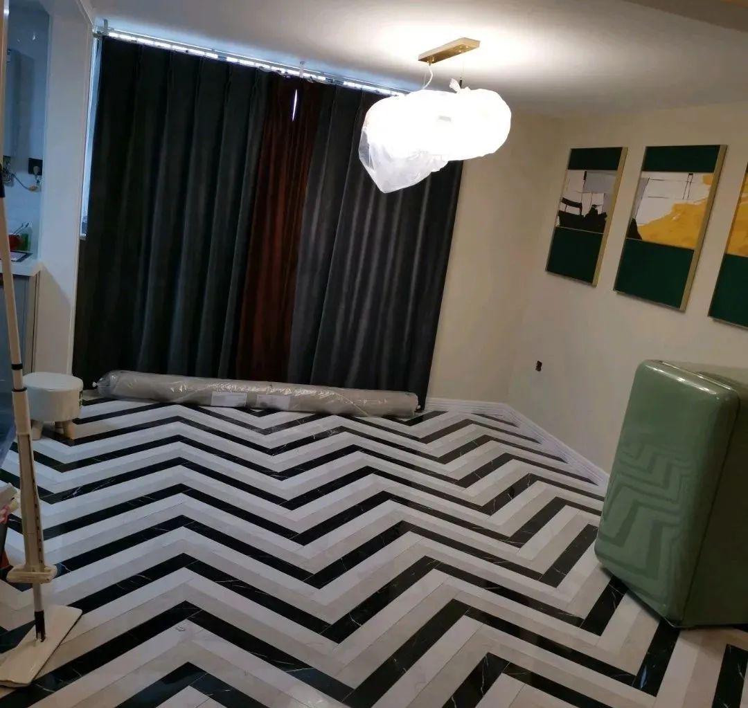 60平loft装修有个性,巧用吊顶挡住房梁,一进屋就把人迷住!