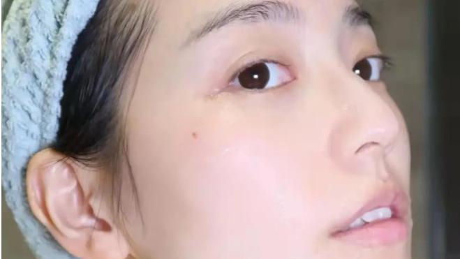 补水 建议40岁以上的女生，秋季有条件用这几款水乳，非常不错