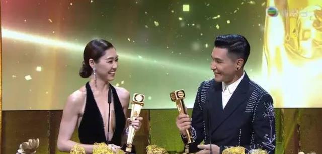 《廉政狙击》同样演“失足女”,把胡定欣与傅嘉莉对比,差异明显
