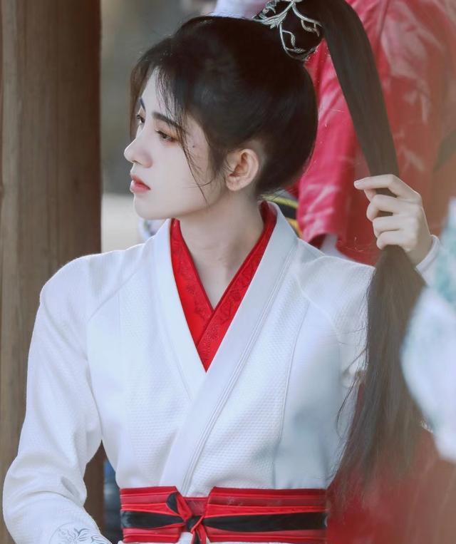 仙剑奇侠传四|仙剑四剧组被曝负面,工作人员疑似暴力绑人,现场照片遭狗仔曝光