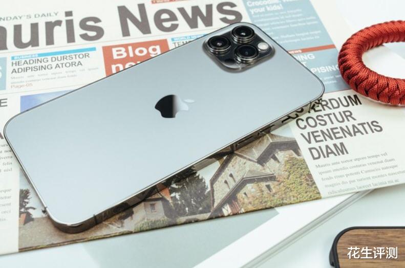 iOS|iPhone12PM升级iOS15.6，续航电量增加10%，强烈推荐升级