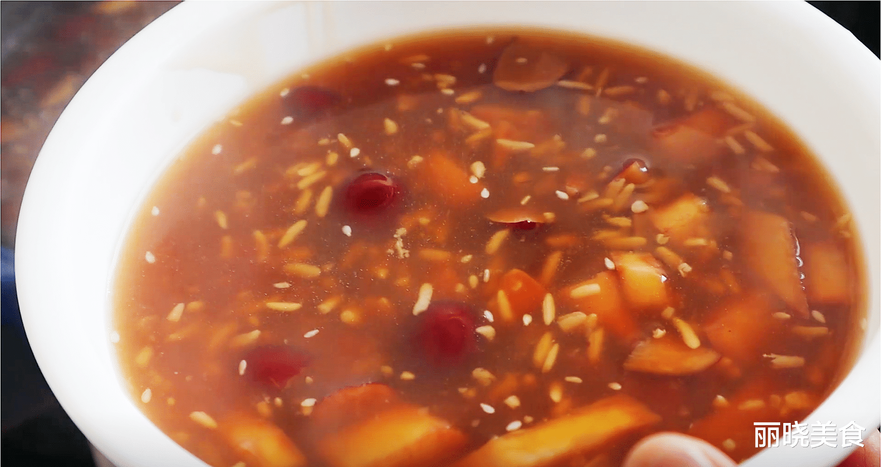 胃癌|“朝盐水,晚蜜汤”,秋天易上火,建议喝这5汤,滋补身心更强壮