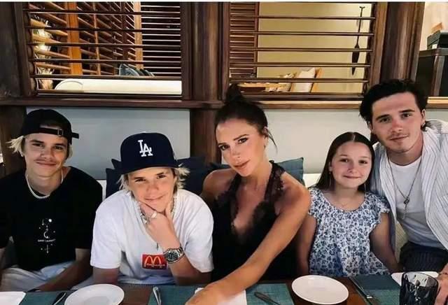 陈乔恩|一天4个瓜:两对新人结婚,巨星家中遭窃,老牌综艺停播,真热闹