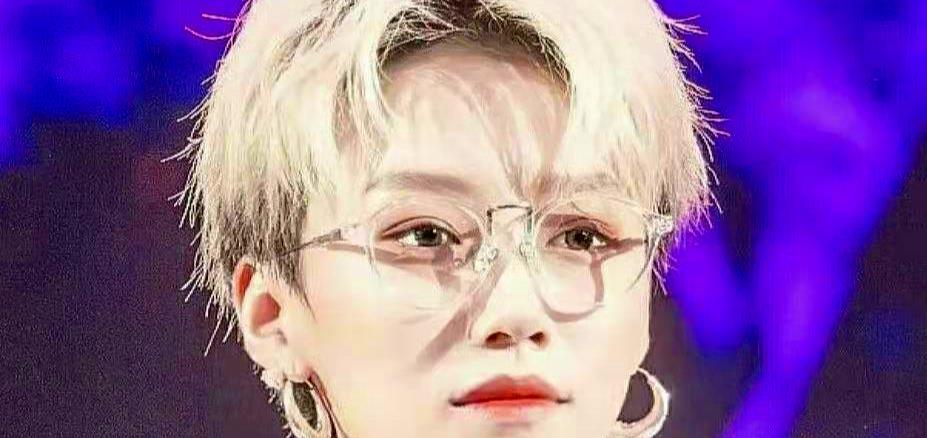 刘雨昕|刘雨昕被合作方夸奖，由于存在过分“吹捧”，引发网友合理嘲笑