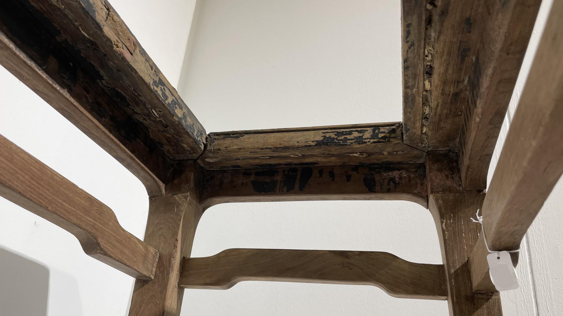 |弯带缺失、曾改硬屉，黄花梨罗锅枨春凳161万成交