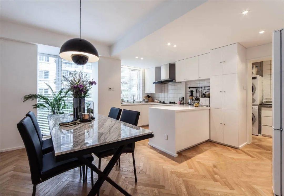 贴瓷砖,到底该用水泥还是瓷砖胶?我说的不算,比一比就知道了