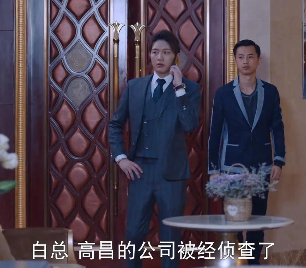 杠杆|郭京飞救不了《杠杆》：男二疯狂抢戏还演技浮夸，演警察竟染头发