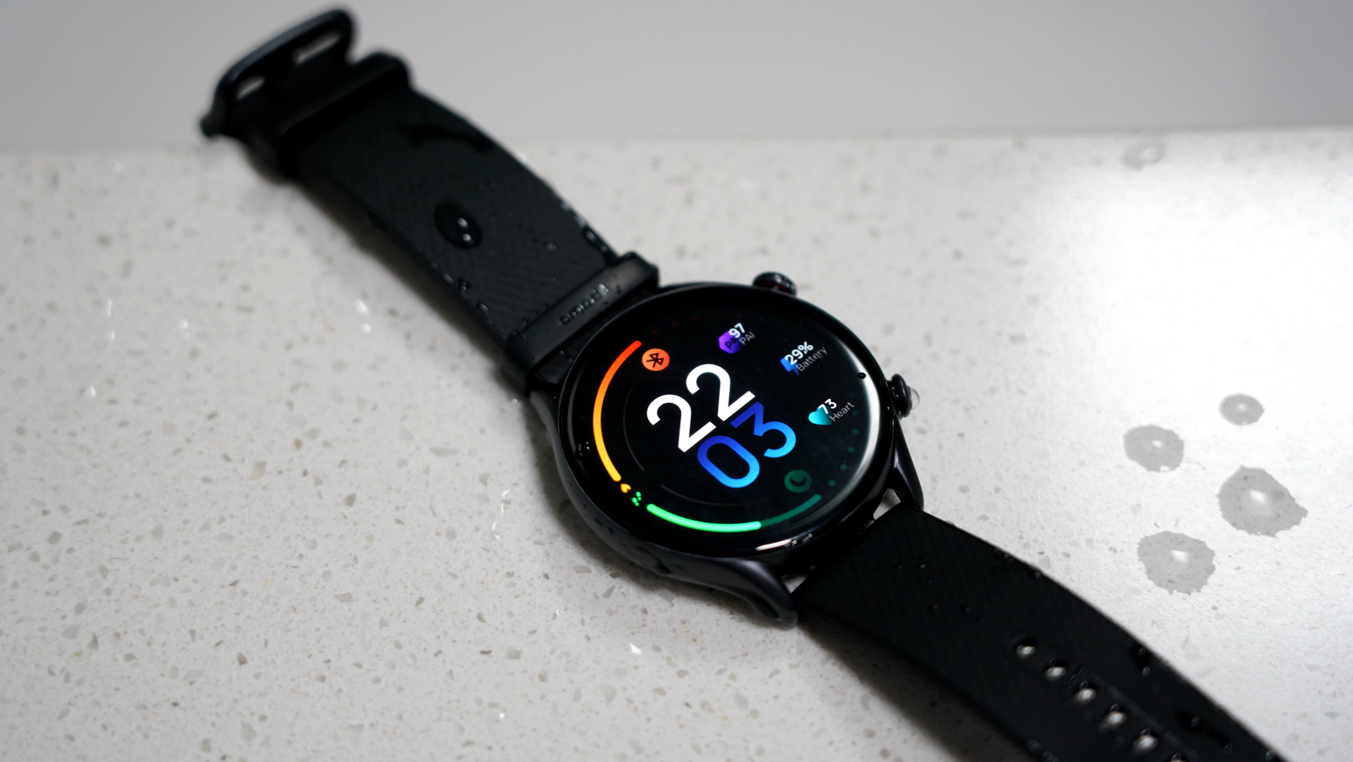 黑客|华米跃我GTR 3 Pro靠什么挤掉我腕上的Apple Watch？“暴力”详测给你答案