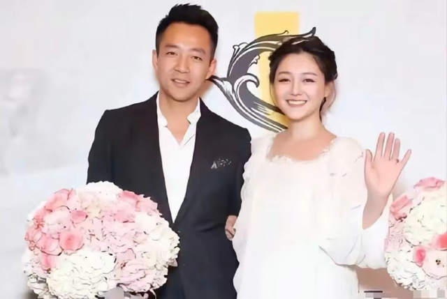 大S|曝大S好妈妈人设崩塌!多人称其从不带娃,曾让孩子深夜路边痛哭