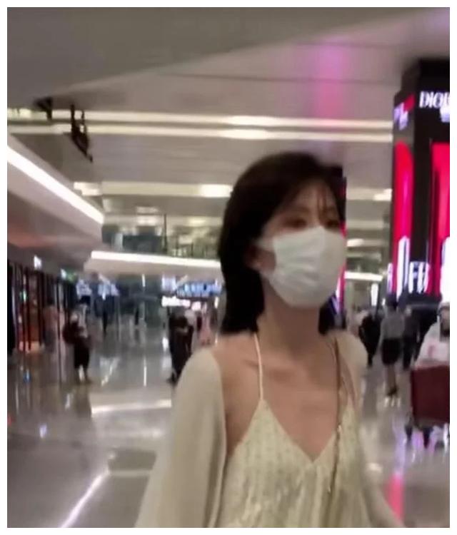 辣椒 要红先得瘦,又一女星成了“纸片人”,为减肥真是够拼啊