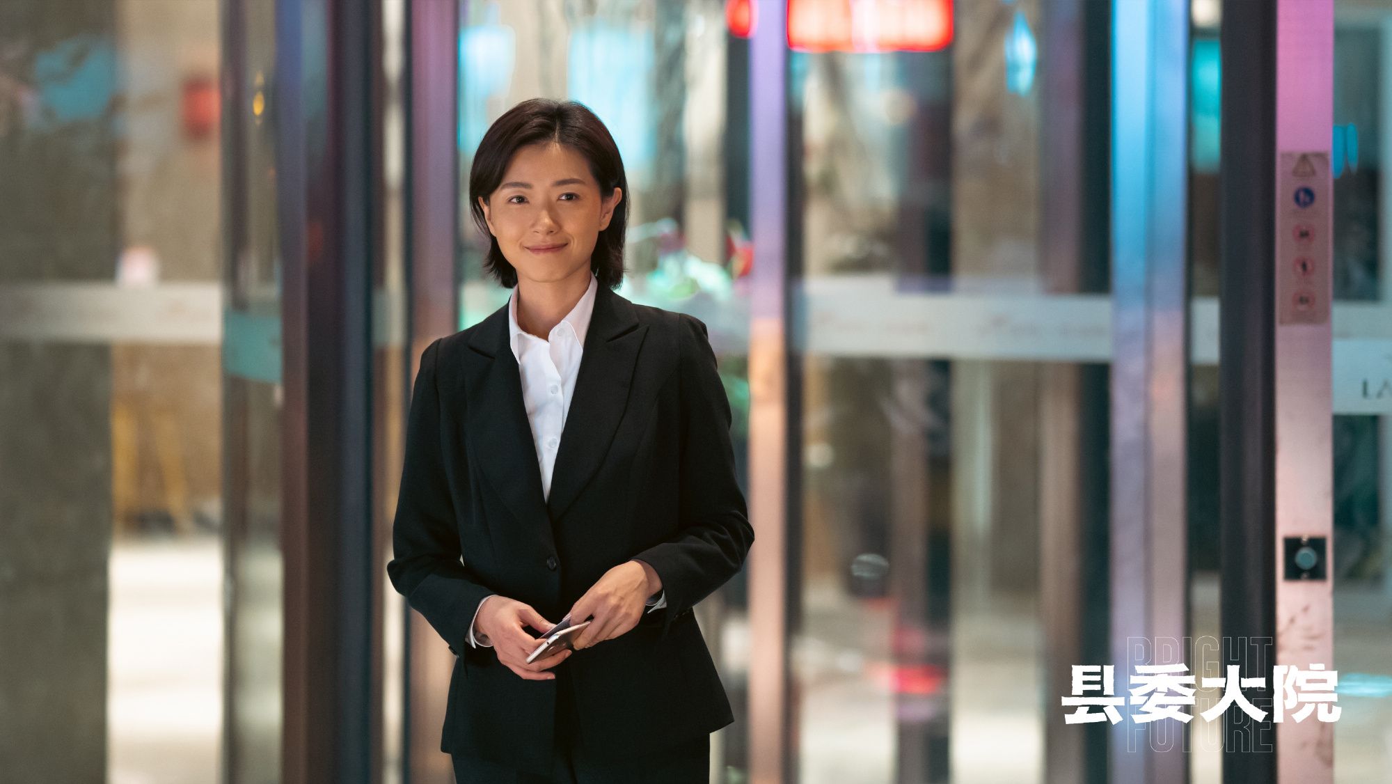 胡歌|《县委大院》杀青，胡歌主演，戏骨云集，10月开播或成最大爆款