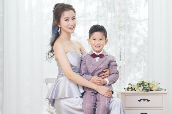 甄嬛传|主持人伏玟晓：23岁一见钟情北大才子，到了35岁已经离婚两次