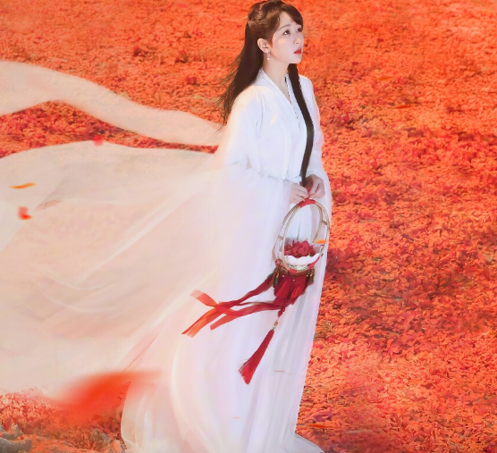 袁冰妍|欢瑞给自家艺人排名:成毅番位不如任嘉伦,袁冰妍依旧榜上有名