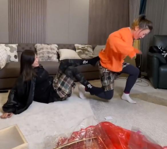 伴娘团|猴哥伴娘团提前曝光，两人被抢亲游戏当场“吓跑”，网友：太弱了