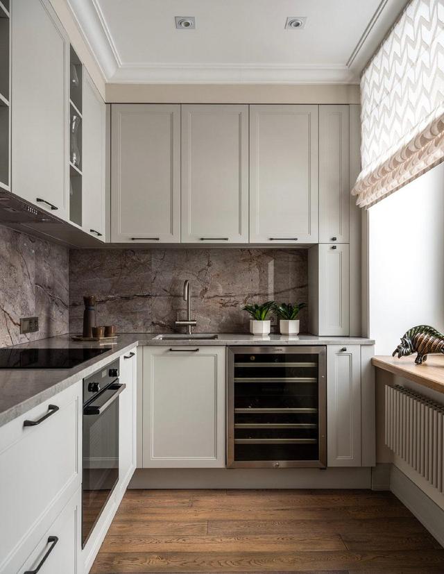 只有55㎡的复古公寓，色彩丰富但不显杂乱，有一丝随性复古味道