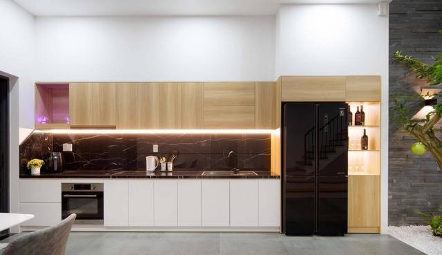 卖掉城里100,回农村建230别墅,一楼院子顶楼露台,生活安逸