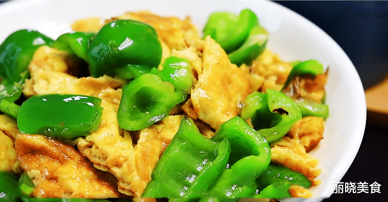 秋季干燥易上火，建议少吃丝瓜和羊肉，常吃8样，滋阴敛阳不上火