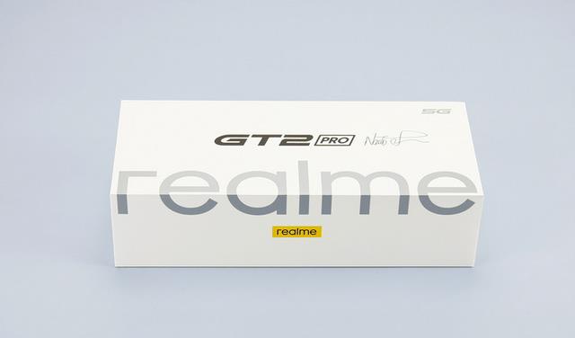 电池|友商旗舰机更良心，2K直屏+双主摄+大电池，256G内存仅3399元