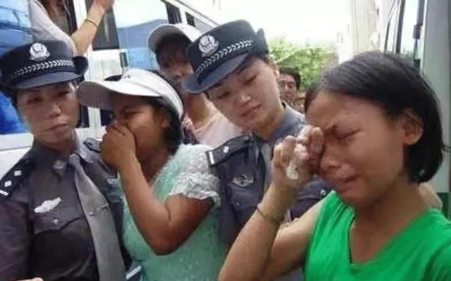 重庆人贩子彭洪菊,逃亡时被同行3500元卖给老头,被其折磨了12年