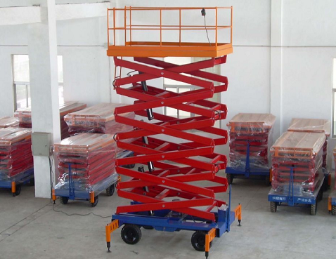 升降平台车在展厅装修中发挥了重要作用