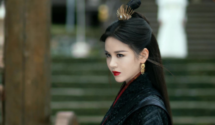 倚天屠龙记|出道26年作品上百部却始终没有大红过，出演《倚天屠龙记》成颜值担当