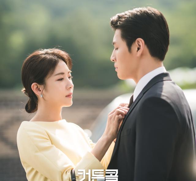 河智苑|今年最好看韩剧是哪部？还没看河智苑的《树立而死》，别早下定论