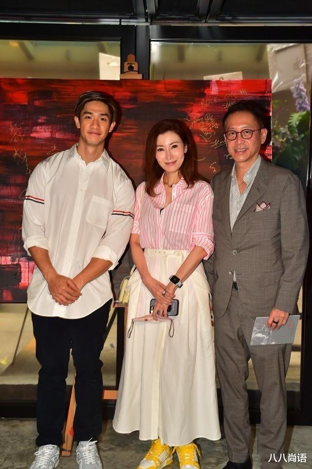 甘比|富婆聚会日，甘比与钟楚红郑秀文外出，钱帅君和陈乔恩共进晚餐