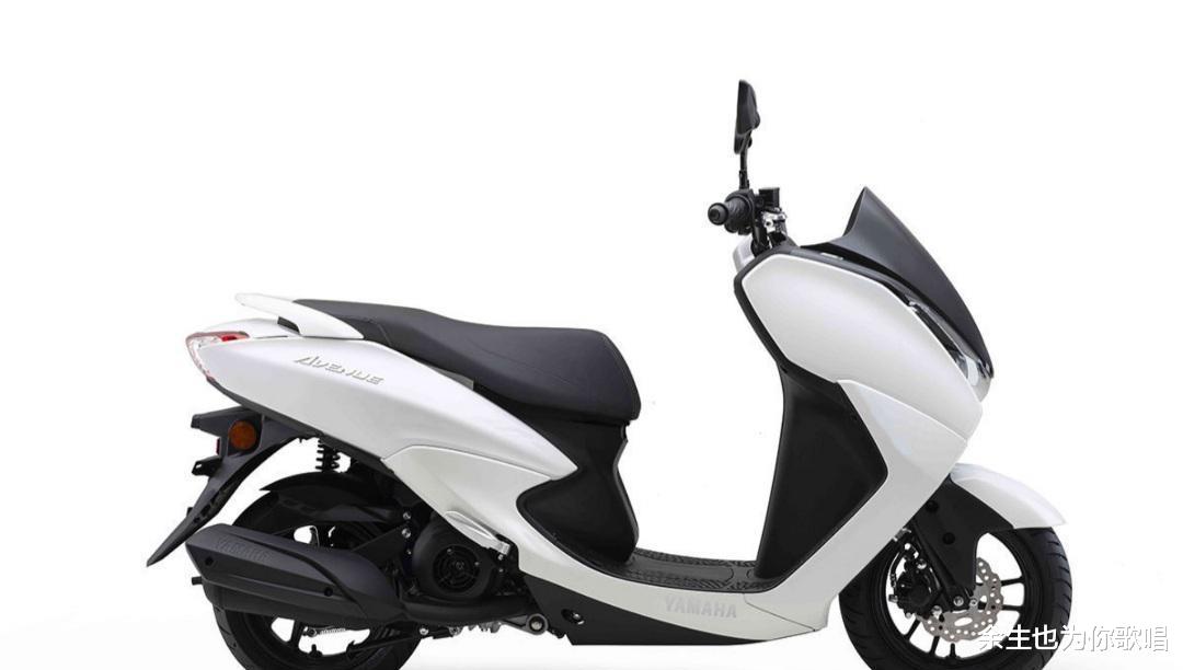 丰田考斯特|买不到nmax155,选择巡鹰125如何,外形很雅马哈