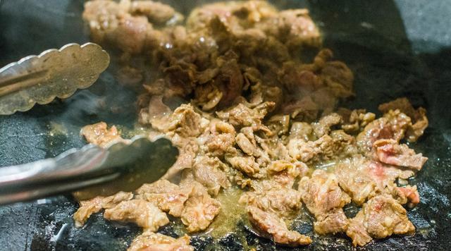 古镇|中国和朝鲜交界处有个二道白河镇,有珍稀美人松,还是旅游集散地