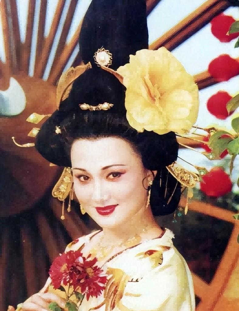 武则天|“唐朝美人”太难演？看看这12位女星，辨识度高不说还仪态万千