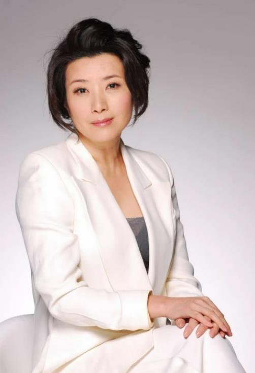 聂卫平|棋圣聂卫平教王刚的妹妹王静下围棋，一不小心王静怀孕了