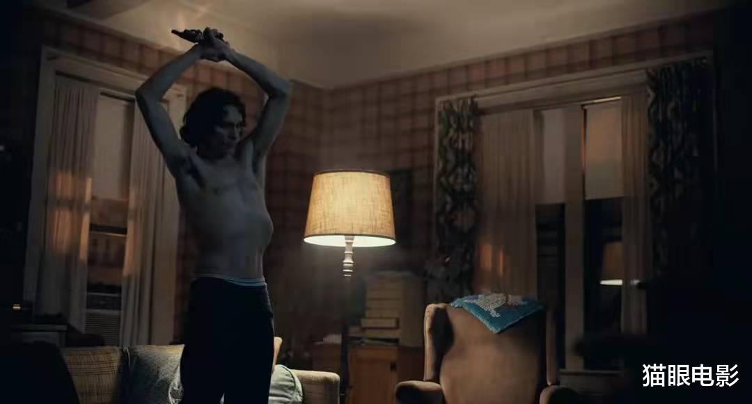 短发 小丑第2部将开拍!凤凰叔曾为演小丑暴瘦50斤,这次他又要减肥了