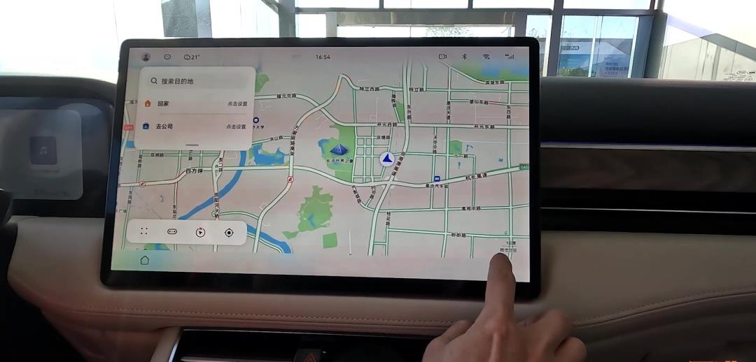 触控|华为问界M5实车体验，华为加持的赛力斯SF5，到底有多厉害？