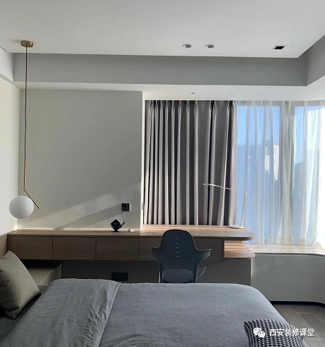 飘窗变书桌,要不太浪费了