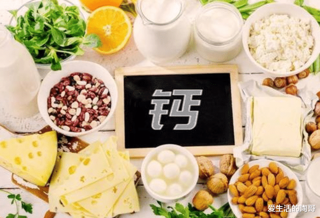 水果|年龄大了要忌嘴!建议:50岁以后,“3不吃3多吃”,健康过冬