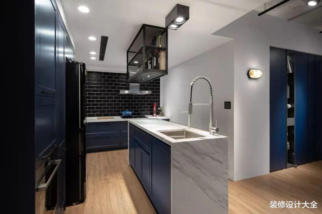 70㎡现代工业风,不吊顶+红砖墙,效果太漂亮了!