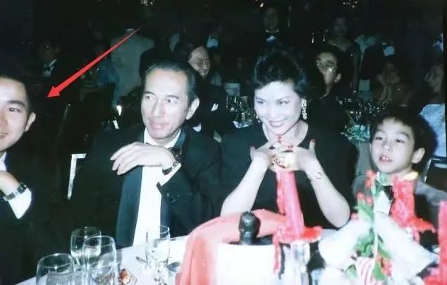 何超琼|35岁男歌手去世：遗憾的是没能和你结婚