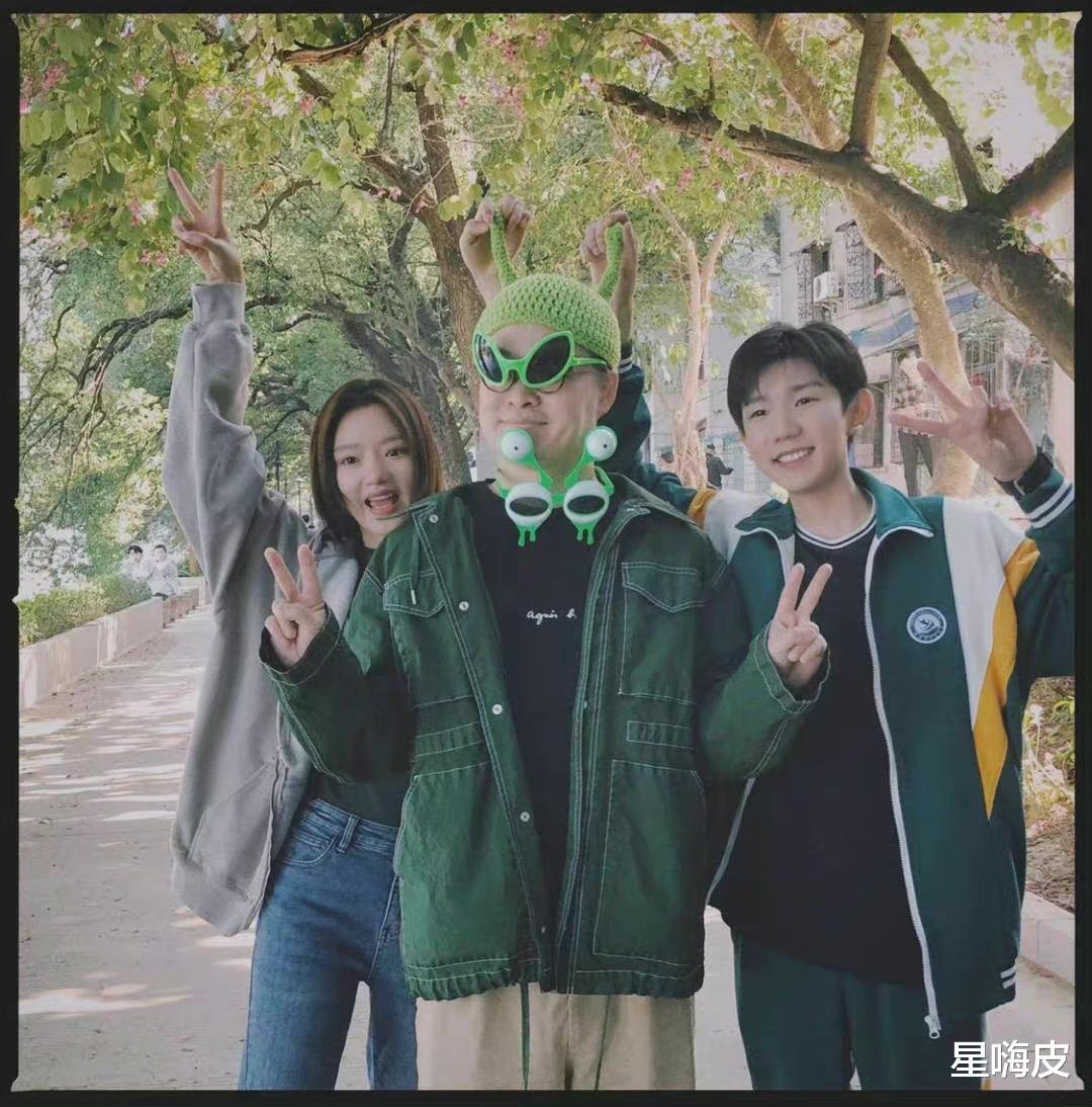 王源|王源新剧《灿烂！灿烂！》解锁双重身份分享拍摄花絮迎接灿烂青春