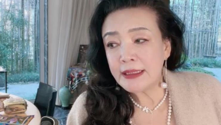 大S|大S妈妈，自曝遭张兰，怒骂！脏话语音长达半小时，听完气到心脏不适