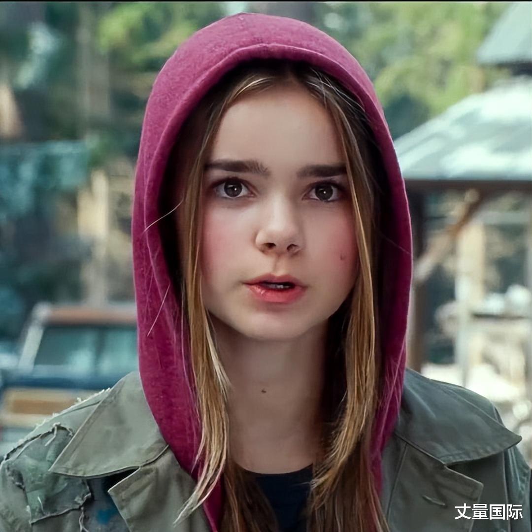 电影|《侏罗纪世界》12岁甜美童星绝美回归，如今颜值和演技都在线