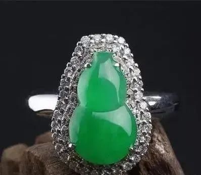 翡翠|每个行业都有每个行业的规矩和行话，翡翠界亦如此