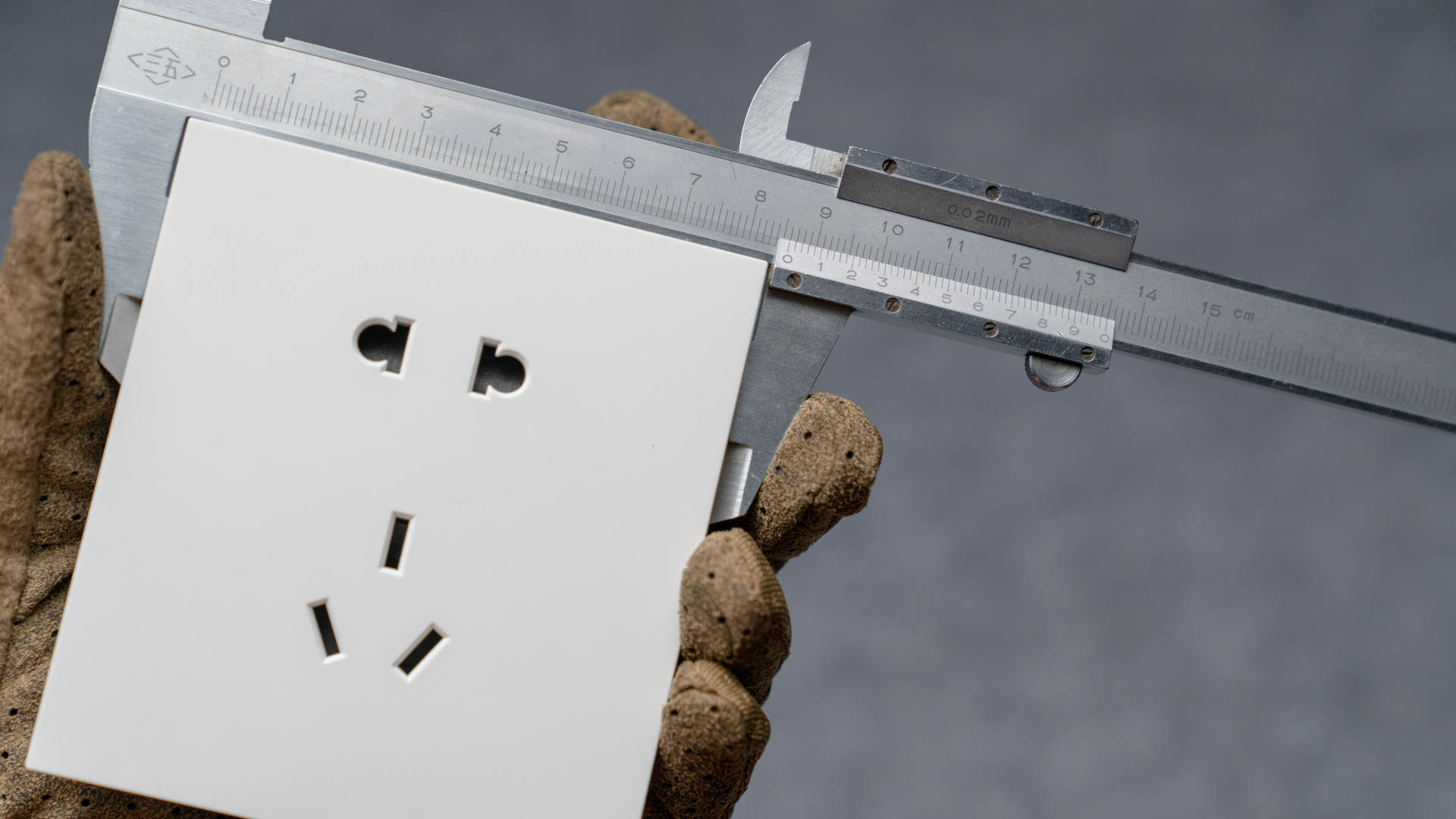 装修时插座开关什么牌子的好?